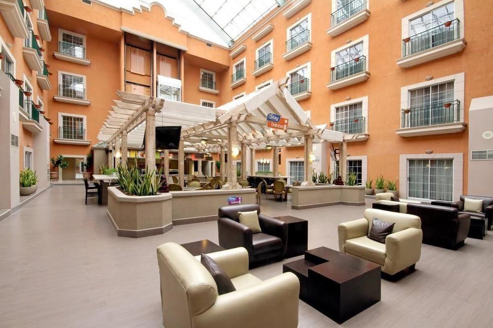 아이스테이 호텔 시우다드 후아레스 외부 사진 The interior of the hotel