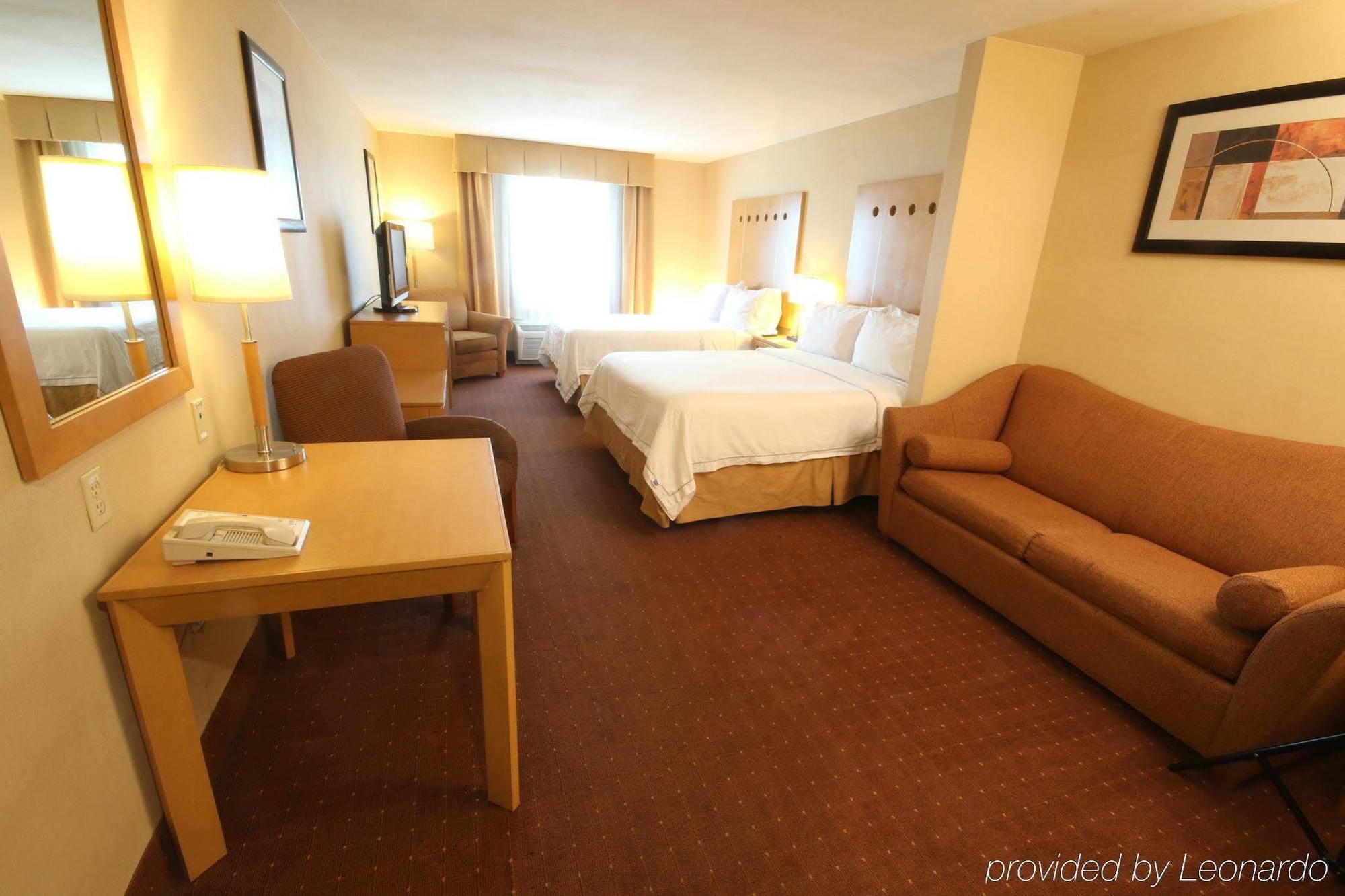 아이스테이 호텔 시우다드 후아레스 외부 사진 A typical hotel room