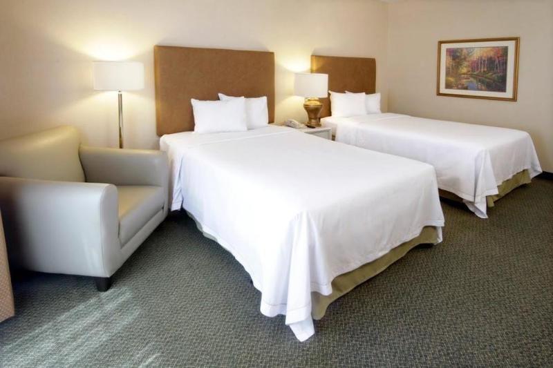 아이스테이 호텔 시우다드 후아레스 외부 사진 A typical guest room at the Hilton Garden Inn
