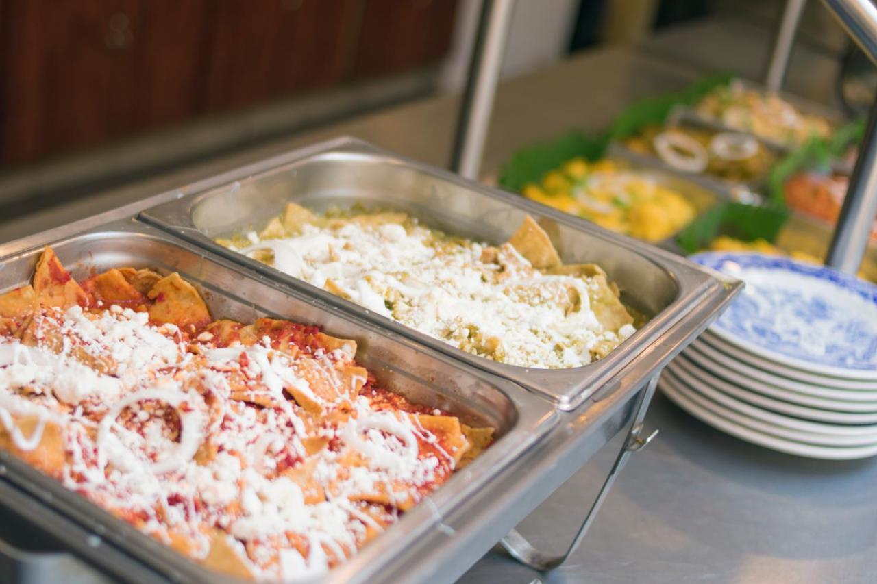 아이스테이 호텔 시우다드 후아레스 외부 사진 Chafing dishes