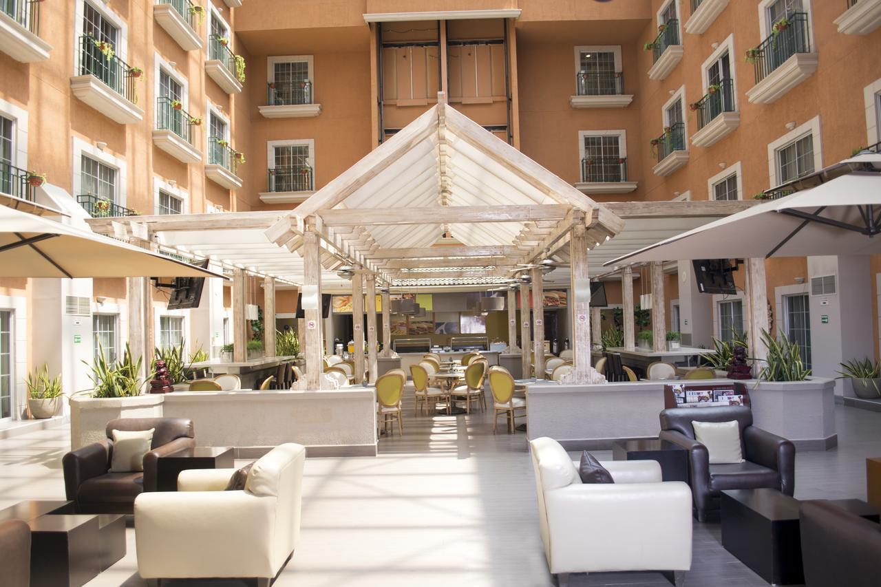 아이스테이 호텔 시우다드 후아레스 외부 사진 The hotel's lobby
